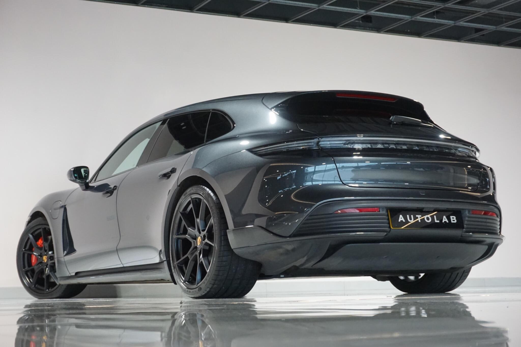 Porsche Taycan Performance Plus 93.4kWh GTS Sport Turismo 5dr Electric Auto 4WD (11kW Charger) (598 ps)